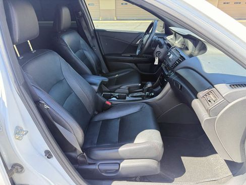 Used 2017 Honda Accord Sport Special Edition image 19