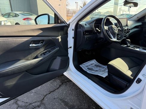 Used 2023 Nissan Sentra SV image 11