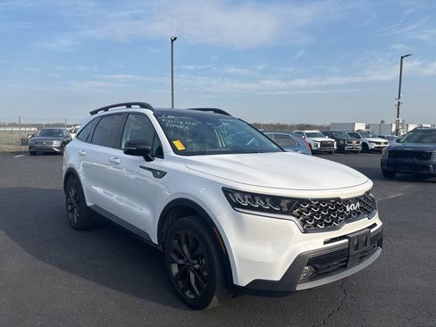 Certified 2023 Kia Sorento X-Line EX image 1