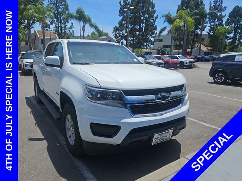 Used 2018 Chevrolet Colorado W/T w/ WT Convenience Package RWD image 1