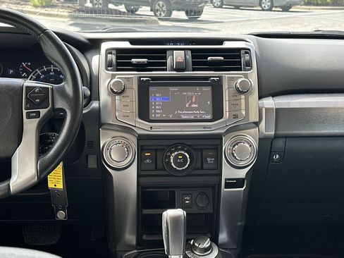 Used 2014 Toyota 4Runner SR5 Premium w/ Convenience Package AWD/4WD image 22