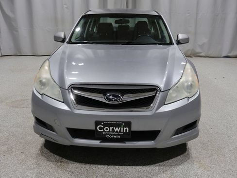 Used 2011 Subaru Legacy 2.5i Premium AWD/4WD image 8
