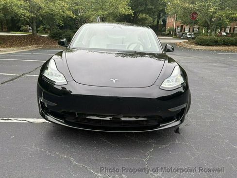 Used 2023 Tesla Model 3 Standard Range RWD image 4