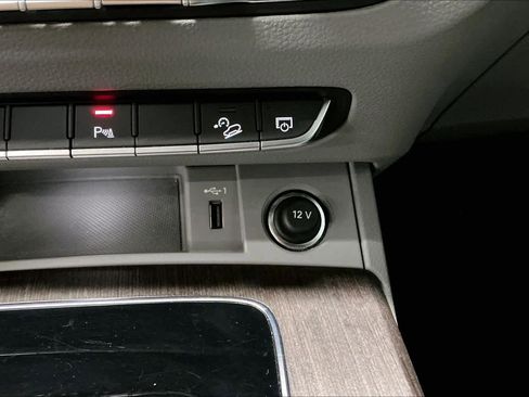 Used 2023 Audi Q5 2.0T Premium w/ Convenience Package image 34