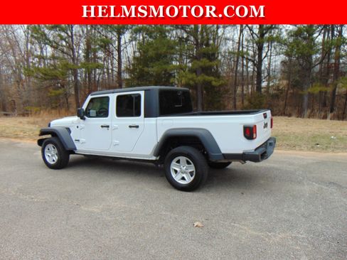 Certified 2023 Jeep Gladiator Sport image 5