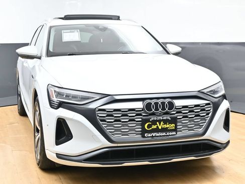 Used 2024 Audi Q8 e-tron Premium Plus w/ Premium Plus Package AWD/4WD image 4