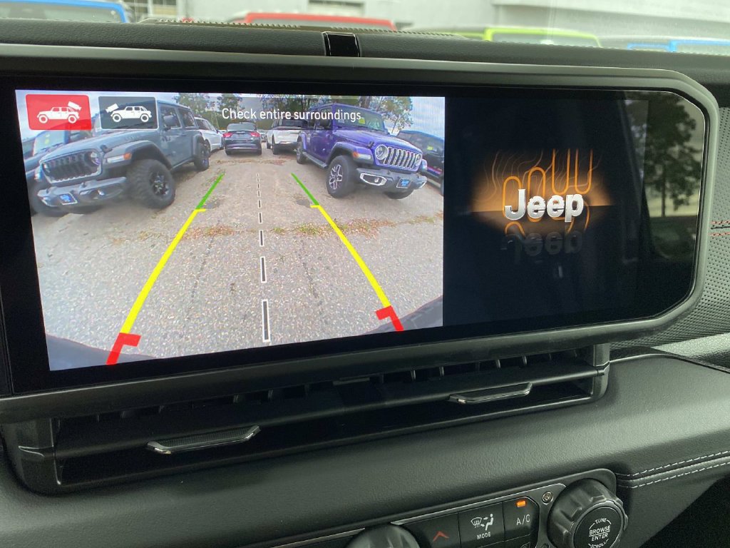 New 2027 Jeep Wrangler Unlimited Rubicon 392 AWD/4WD image 12