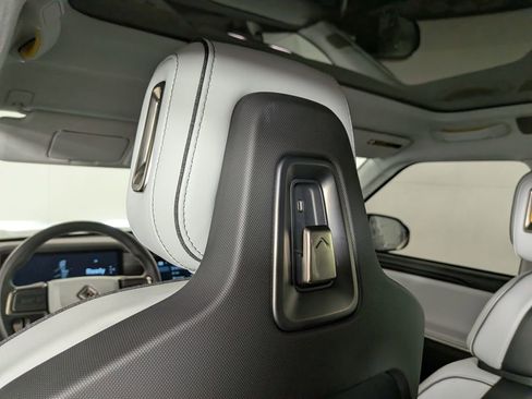 Used 2023 Rivian R1S Adventure image 35