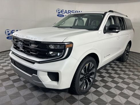New 2026 Ford Expedition Platinum w/ Driver's Package image 1