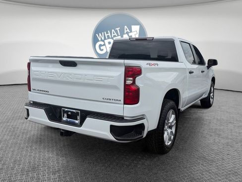 Certified 2022 Chevrolet Silverado 1500 Custom AWD/4WD image 3