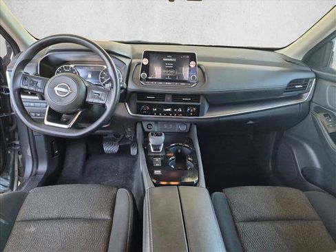 Used 2024 Nissan Rogue SV FWD image 17