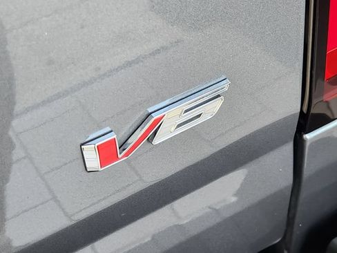 Used 2022 Chevrolet Colorado LT w/ Redline Special Edition RWD image 10