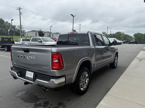 Used 2025 RAM 1500 Big Horn AWD/4WD image 6