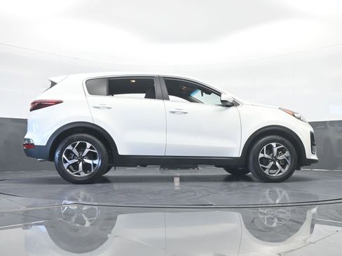 Used 2020 Kia Sportage LX image 55