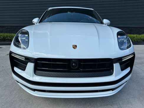 Used 2026 Porsche Macan AWD/4WD image 8