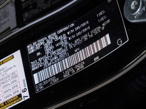 Used 2025 Toyota Land Cruiser image 84