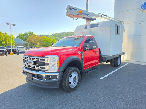 Used 2023 Ford F550 4x4 Regular Cab Super Duty w/ XLT Value Package image 8