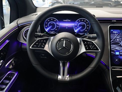 New 2026 Mercedes-Benz EQE 320 4MATIC SUV image 3