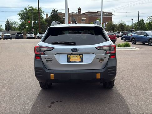 Certified 2022 Subaru Outback Wilderness AWD/4WD image 6