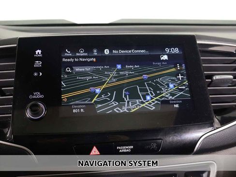 Used 2022 Honda Passport TrailSport image 3