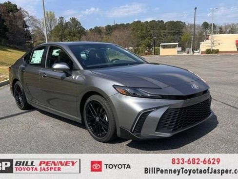 New 2026 Toyota Camry SE image 7