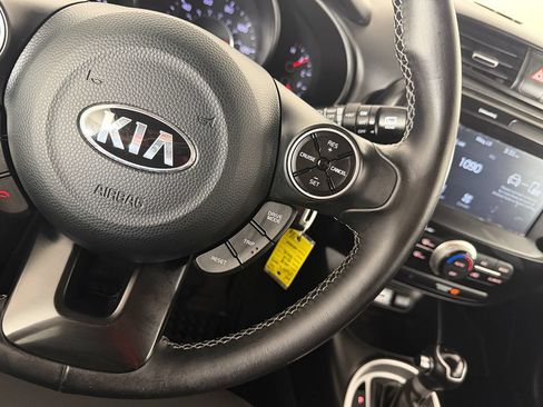 Used 2018 Kia Soul + FWD image 51