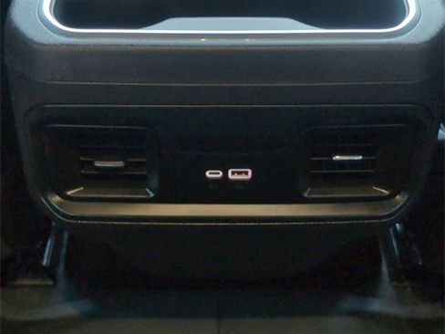 Used 2024 Chevrolet Silverado 1500 LT Trail Boss w/ Convenience Package II image 20