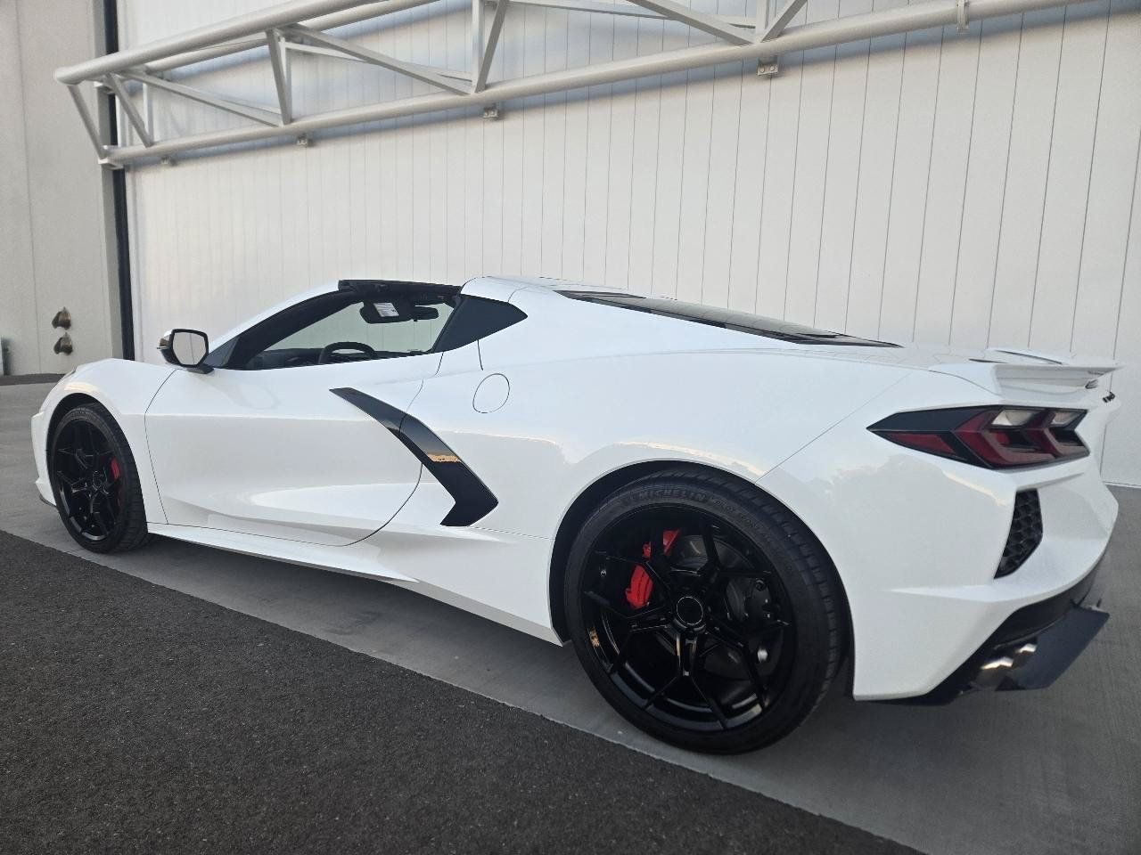 Used 2023 Chevrolet Corvette Stingray Coupe w/ 1LT RWD image 16