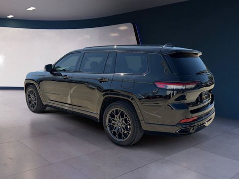 Used 2025 Jeep Grand Cherokee L Summit w/ Obsidian Package AWD/4WD image 3