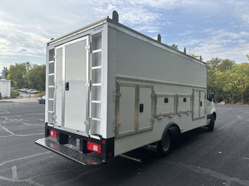 New 2023 Mercedes-Benz Sprinter 3500 image 6