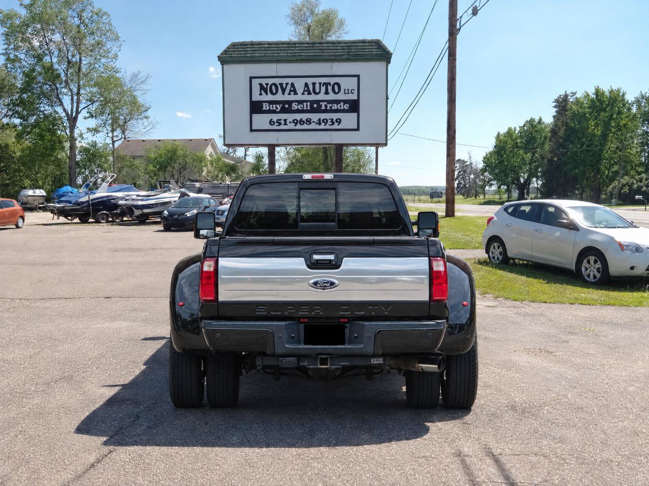 Used 2014 Ford F350 Lariat w/ Camper Package AWD/4WD image 4