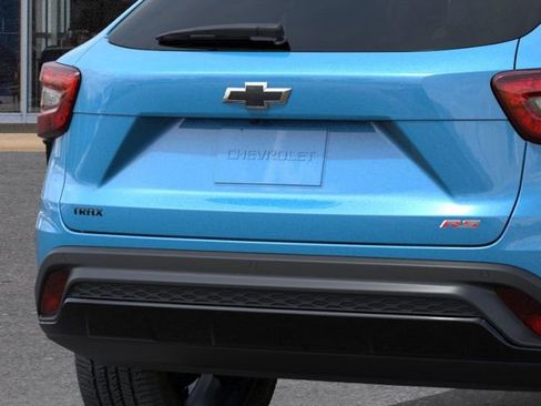 New 2026 Chevrolet Trax RS w/ Sunroof Package image 14
