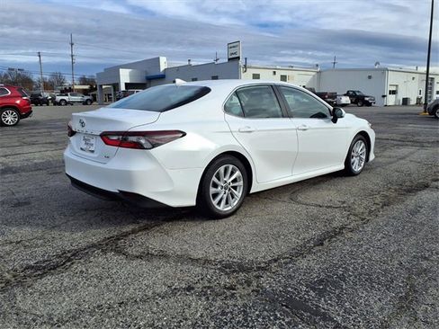 Used 2023 Toyota Camry LE image 15