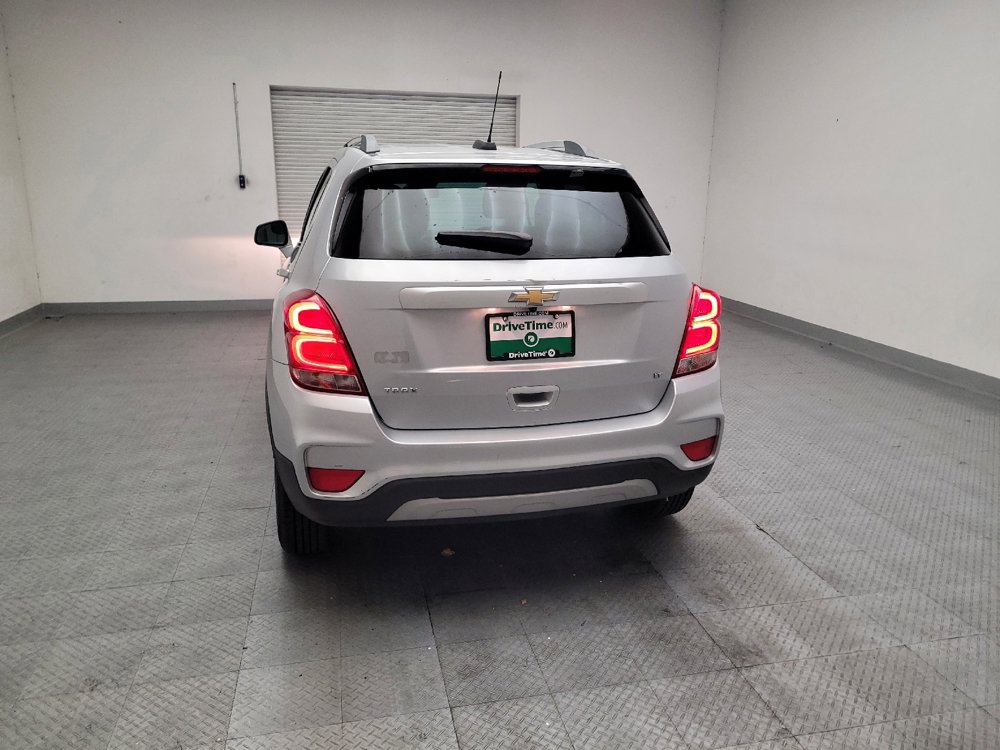 Used 2020 Chevrolet Trax LT FWD image 6