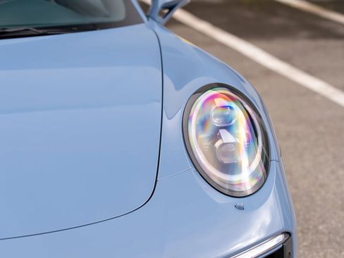Used 2017 Porsche 911 Targa 4S AWD/4WD image 16