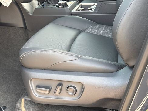 New 2026 Toyota 4Runner TRD Off-Road Premium AWD/4WD image 23