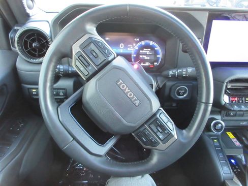 Used 2024 Toyota Land Cruiser image 36