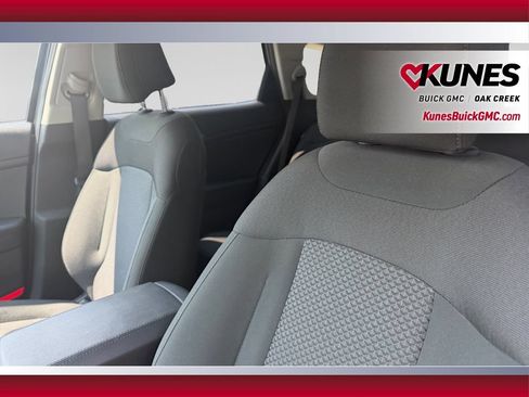 Used 2026 Kia Sportage LX FWD image 22