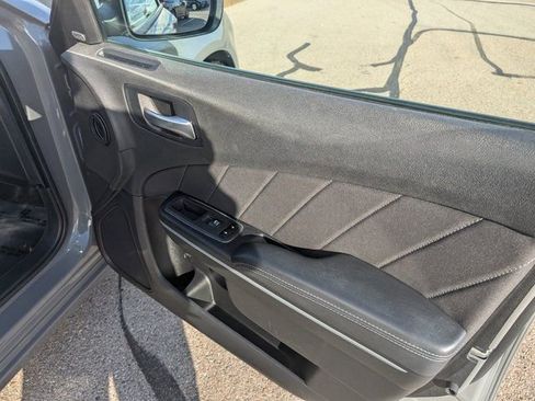 Used 2023 Dodge Charger SXT image 5