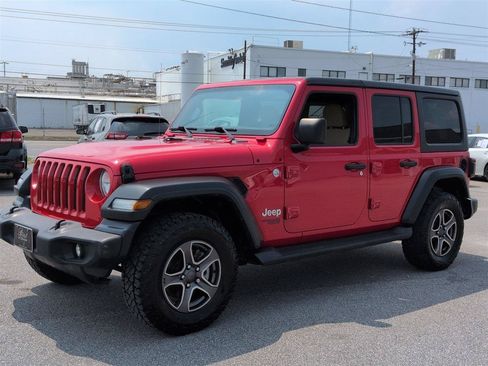Used 2018 Jeep Wrangler Unlimited Sport S AWD/4WD image 7