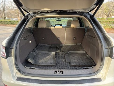 Used 2023 Lincoln Nautilus Reserve w/ Equipment Group 201A image 23