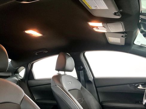 Used 2024 Kia Forte GT-Line image 27