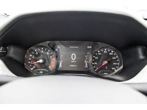 Used 2024 Jeep Compass Latitude AWD/4WD image 17