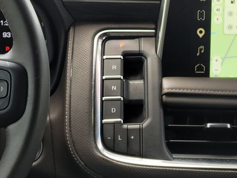Used 2023 GMC Yukon XL SLT RWD image 19