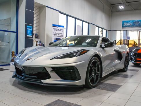 Used 2021 Chevrolet Corvette Stingray Preferred Cpe w/ Z51 Performance Package image 9