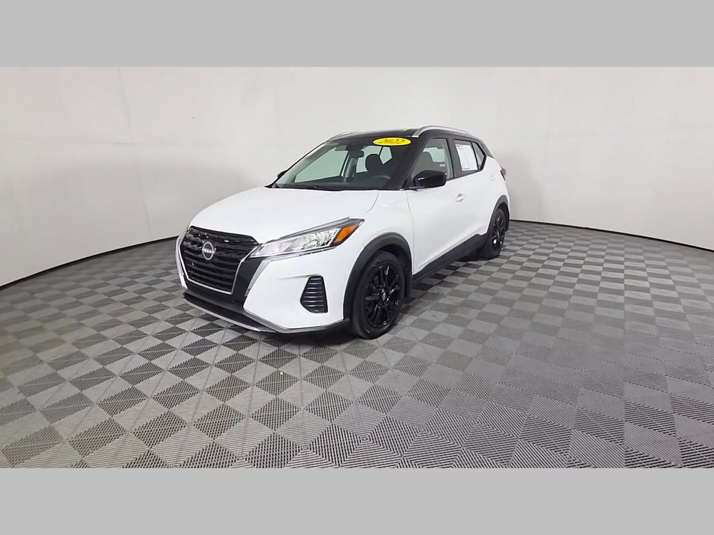 Used 2022 Nissan Kicks SV FWD image 47