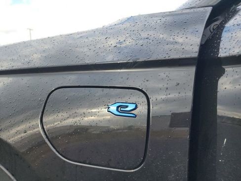 Used 2024 Jeep Grand Cherokee Limited 4xe w/ Trailer Tow Package image 13