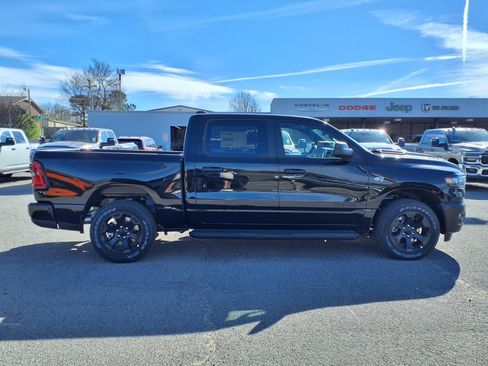 New 2026 RAM 1500 Express AWD/4WD image 19