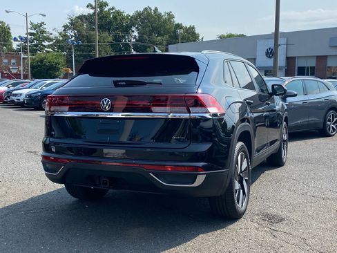 Used 2026 Volkswagen Atlas Cross Sport SE AWD/4WD image 3