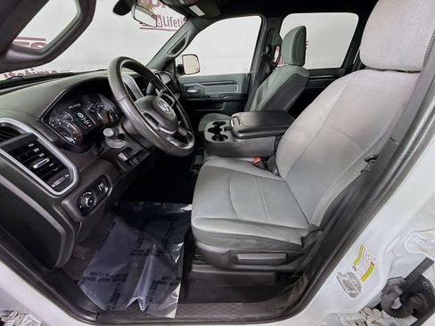 Used 2022 RAM 3500 Big Horn image 26